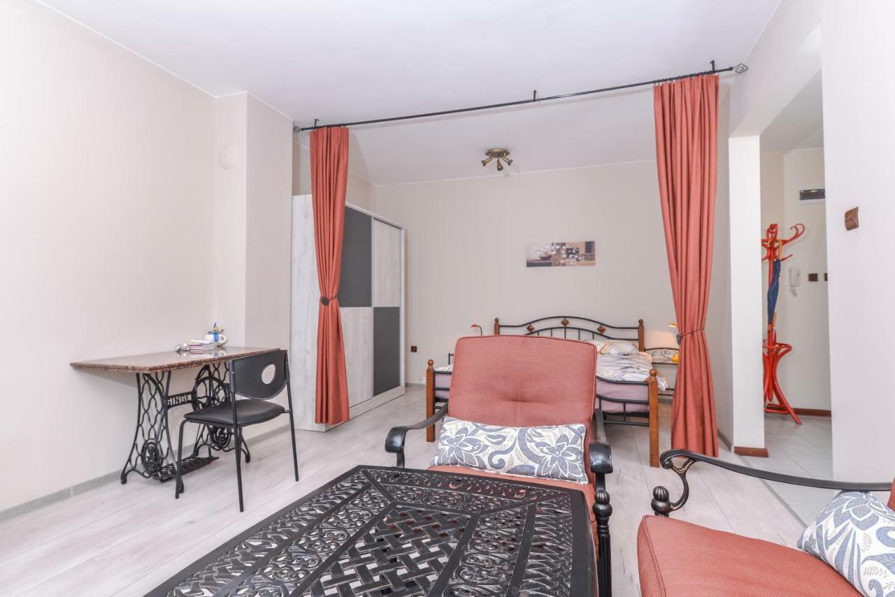 Apartament Visit Macedonia Square By Flat Mаnager