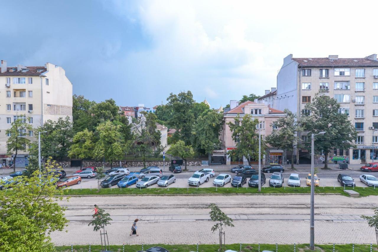 Visit Macedonia Square By Flat Mаnager Sofia